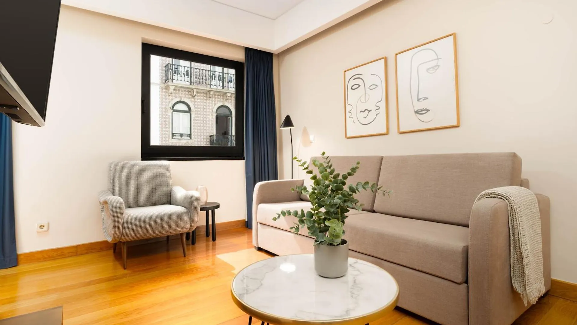 Limehome Lisbon Rua Eca De Queiroz Appartamento